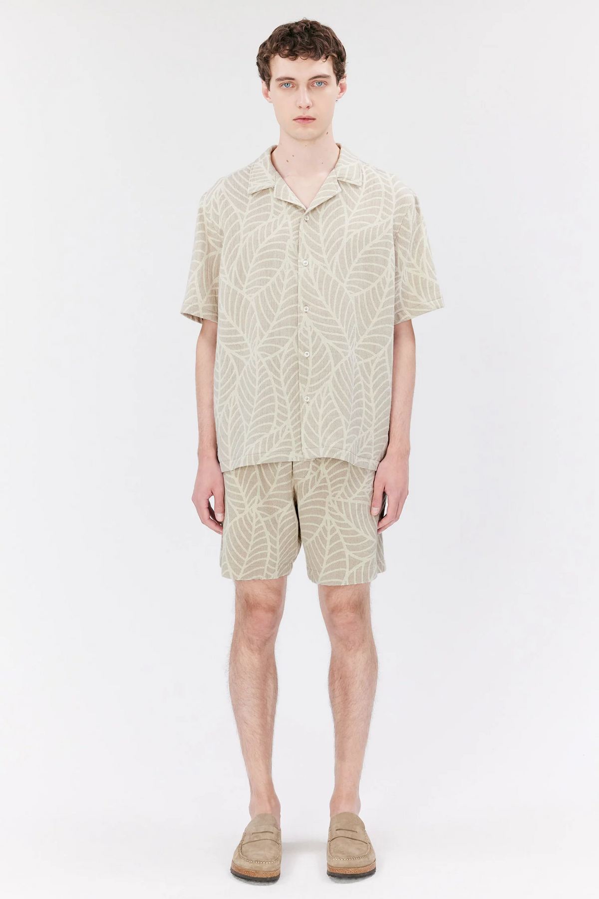 602 SAND GREY