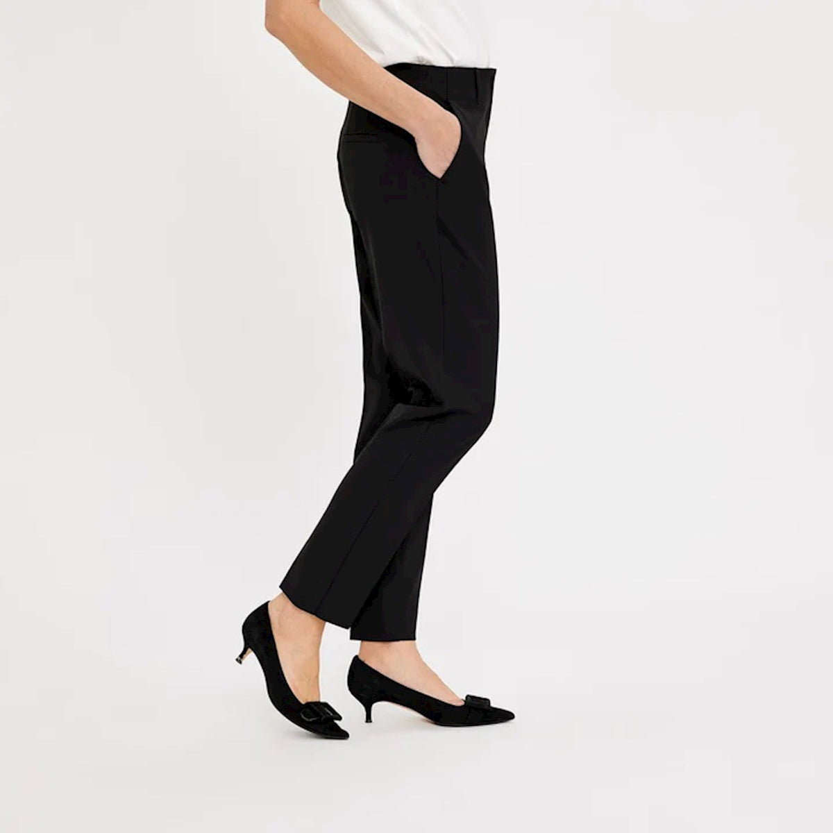 00101 BLACK