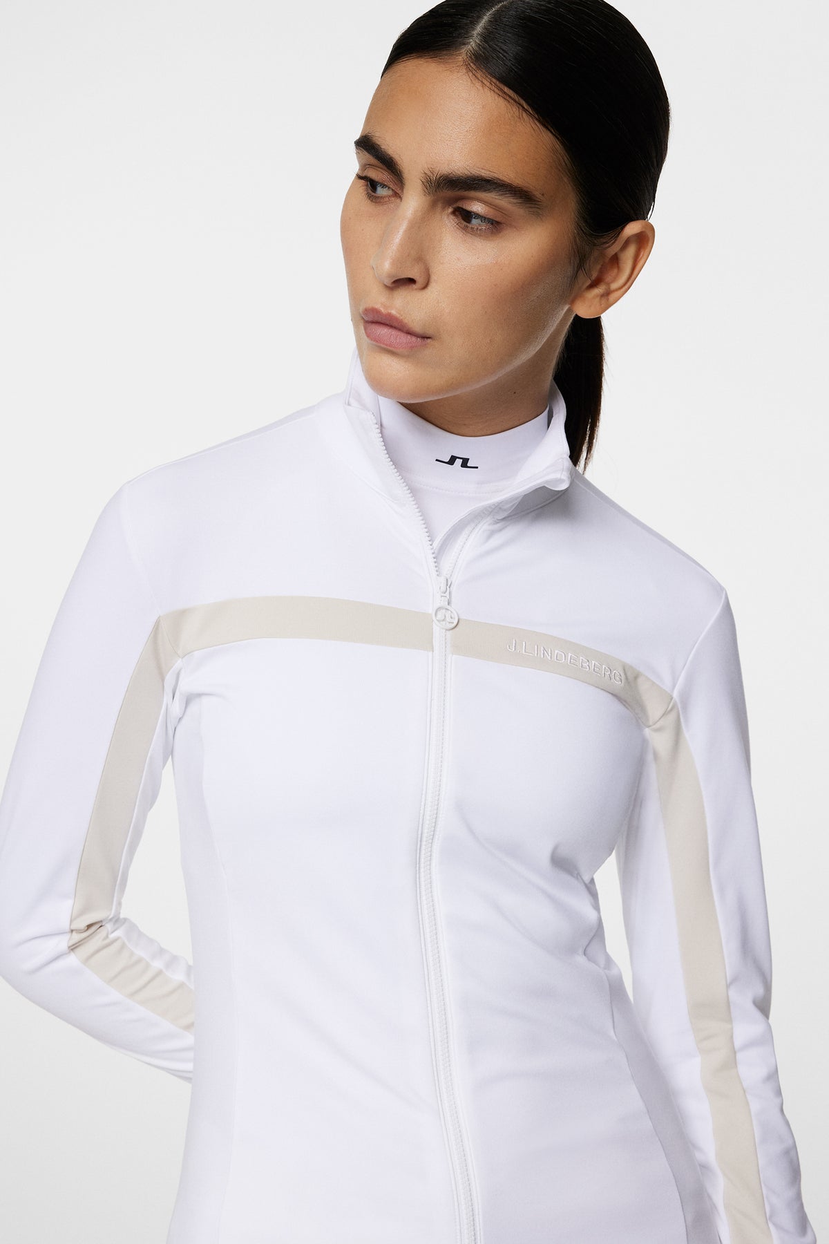 0000 WHITE