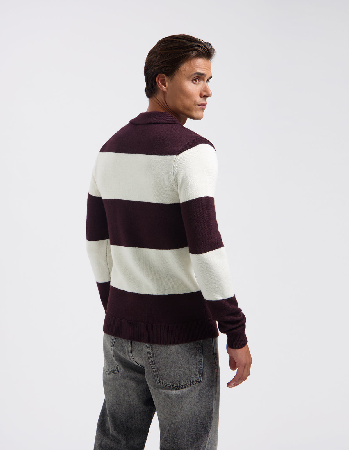 80032 MERLOT/10000 WHITE