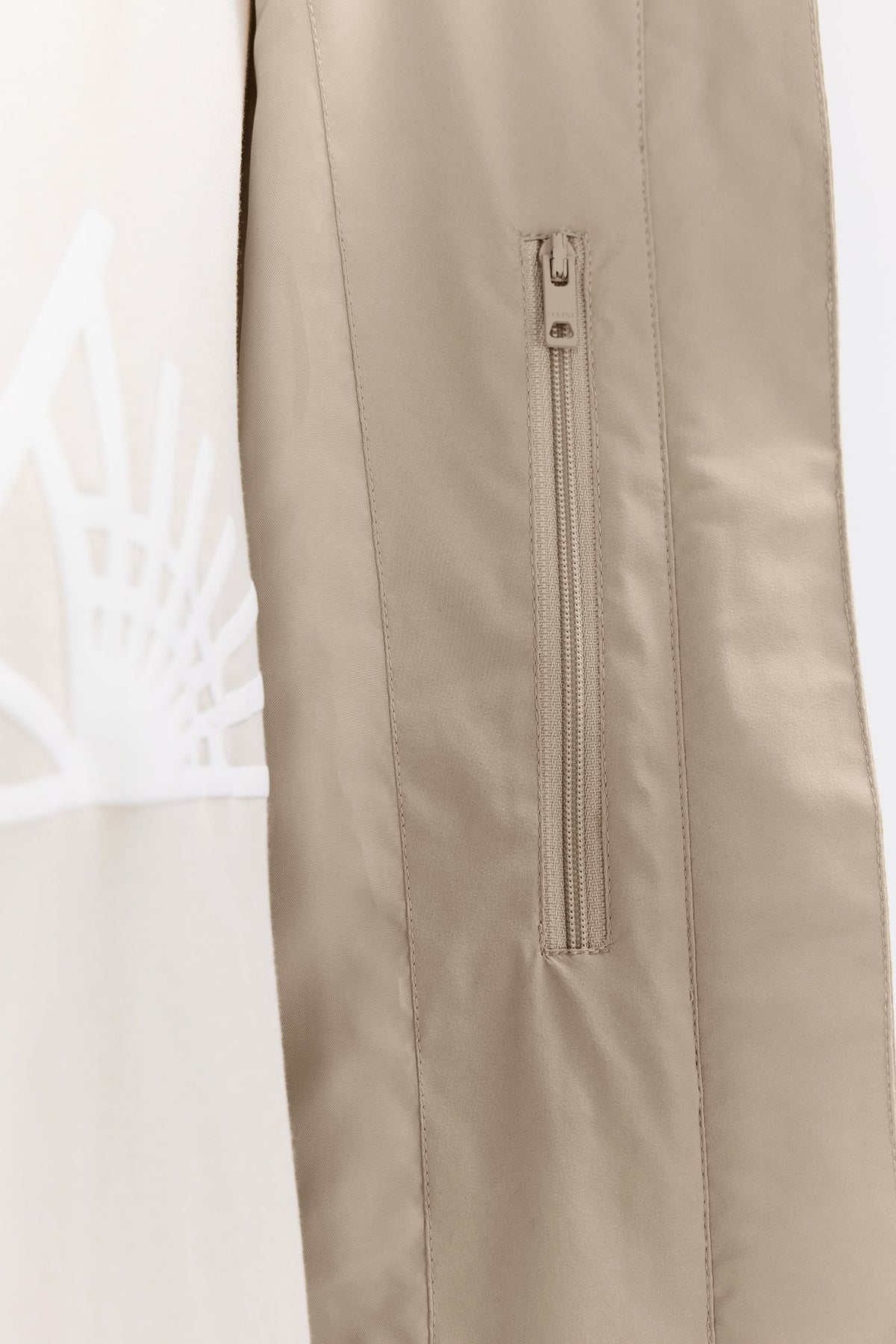 394 DUST KHAKI