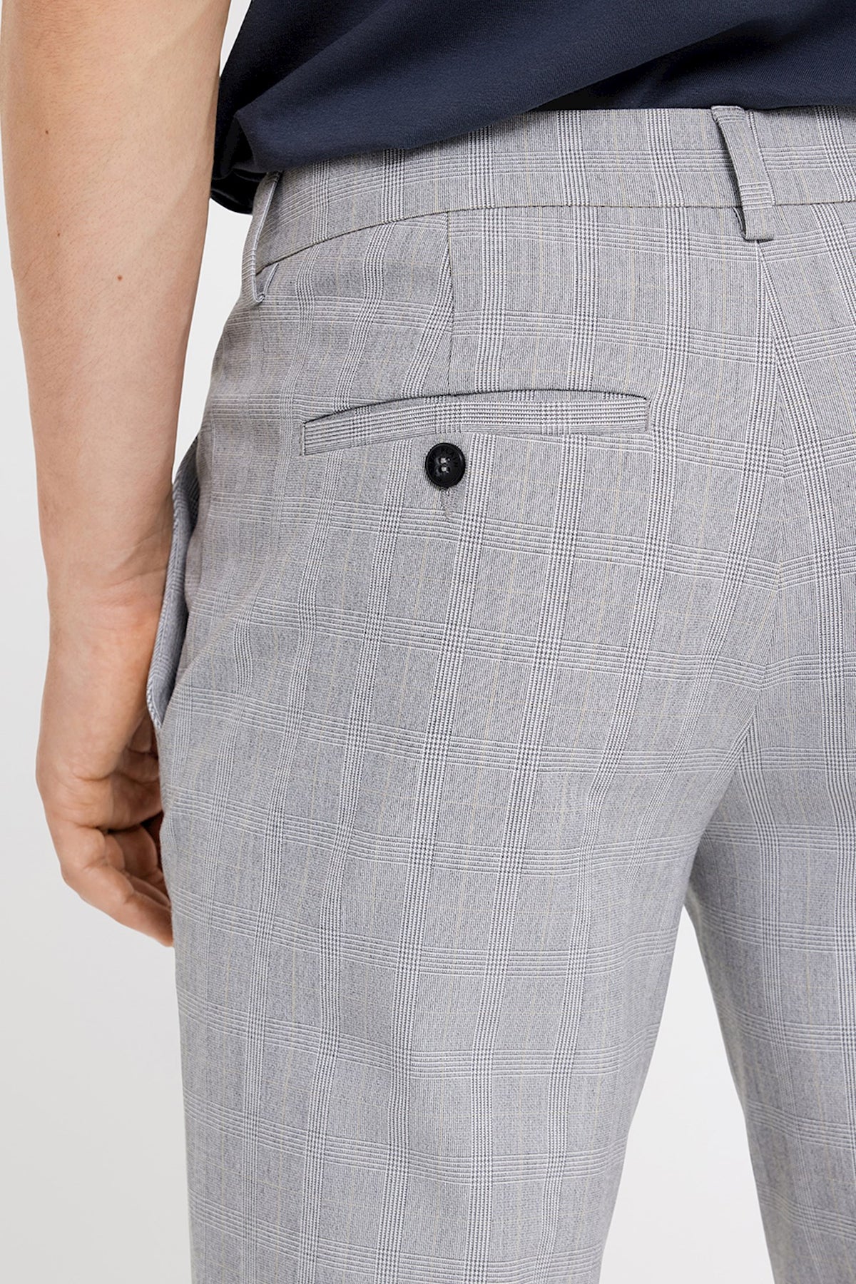 31052 LIGHT GREY CHECK ''32''