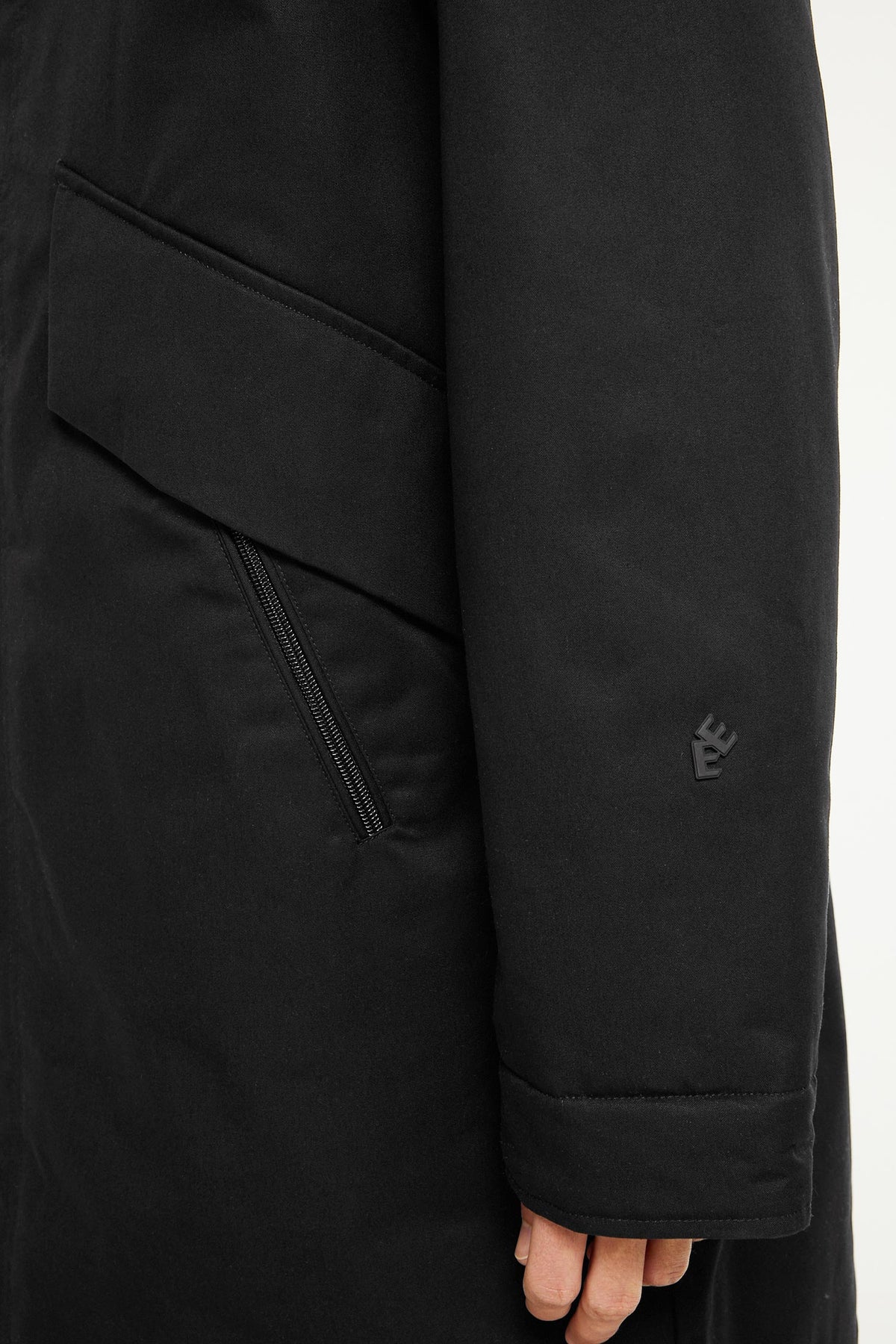 110 BLACK