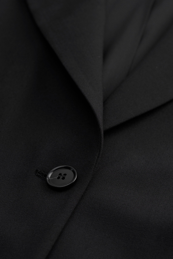 050 BLACK