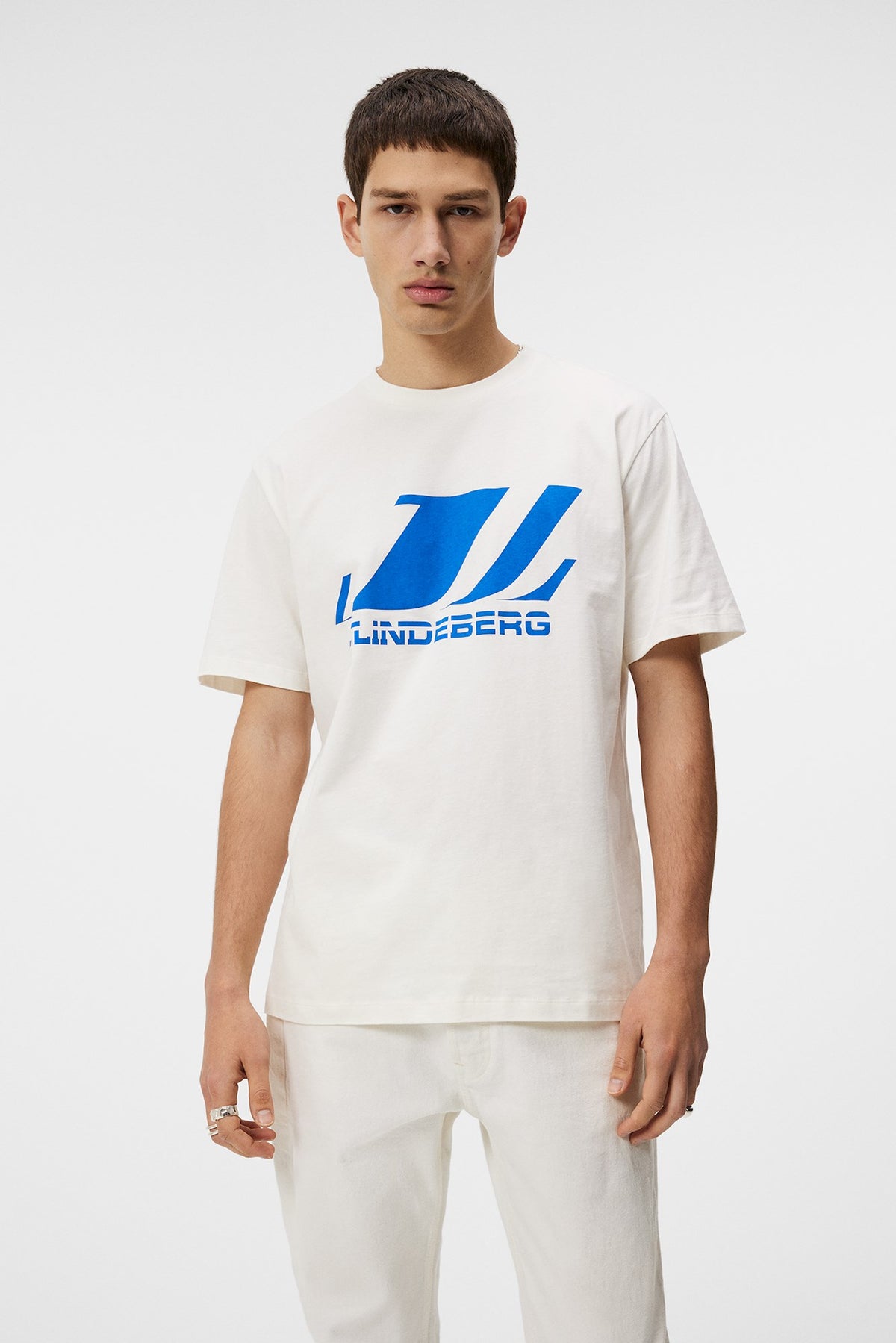 A003 CLOUD WHITE