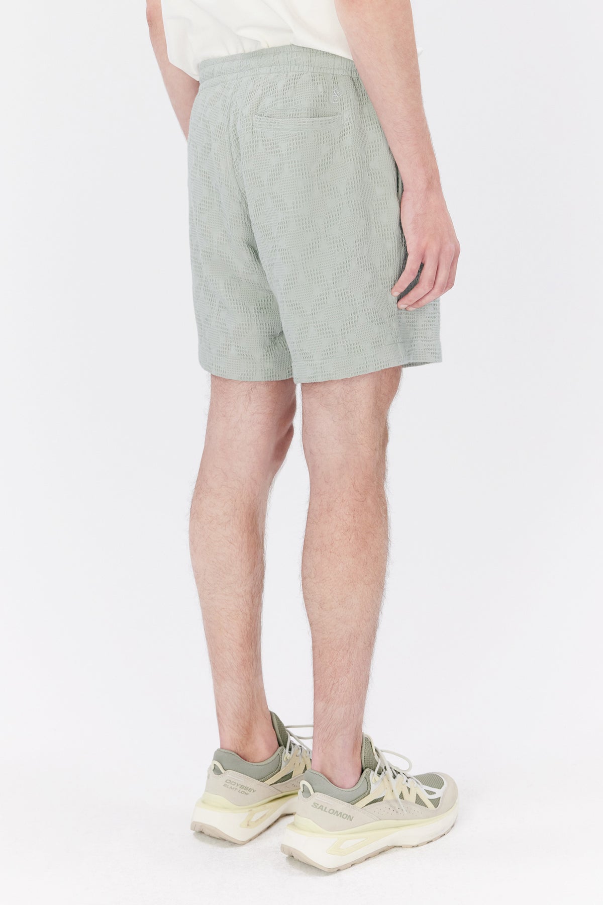 083 SEA FOAM