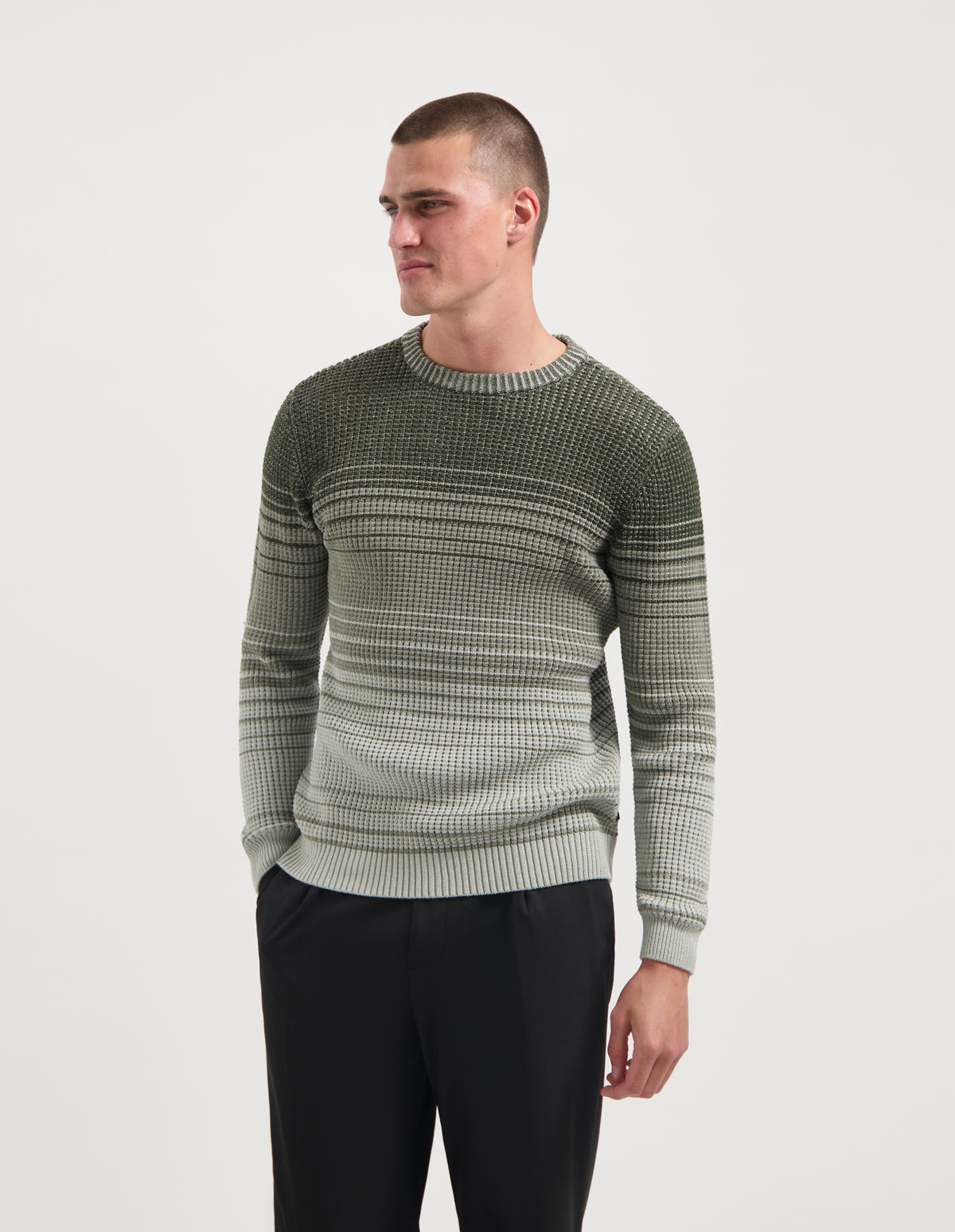 60027 DEEP FOREST GREEN