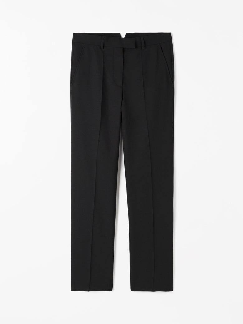 050 BLACK