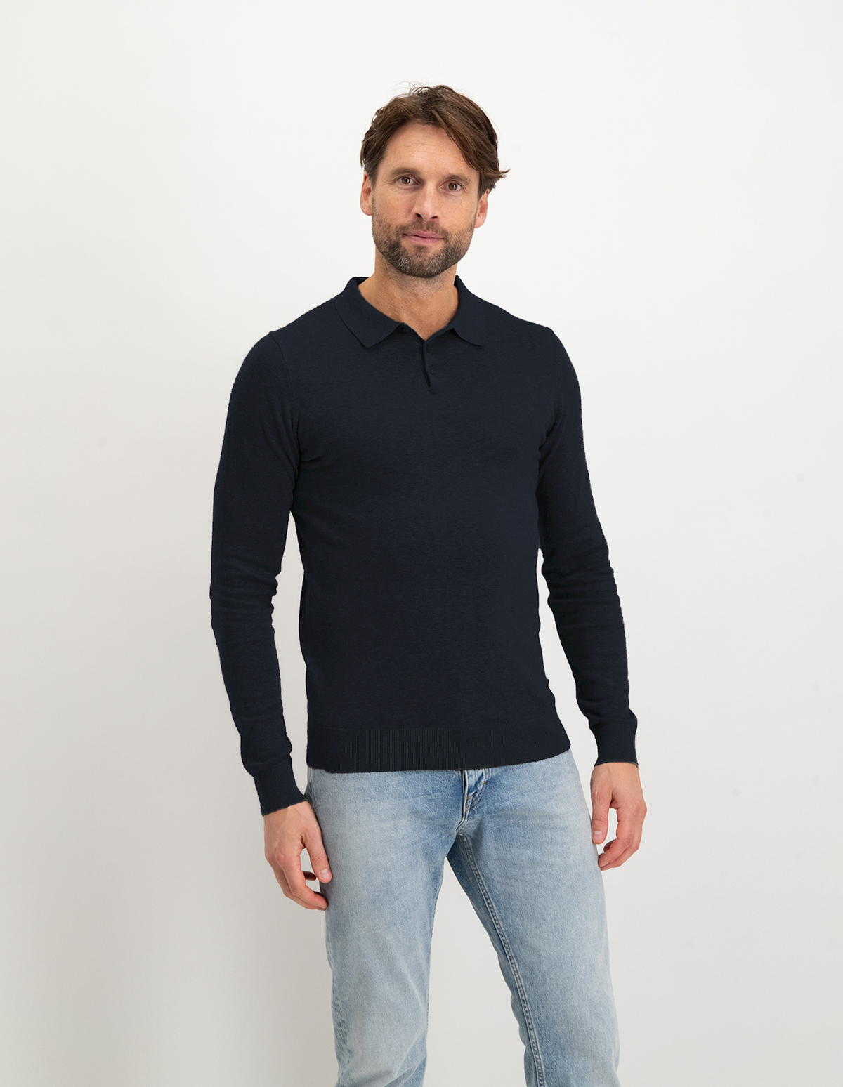 DARK NAVY