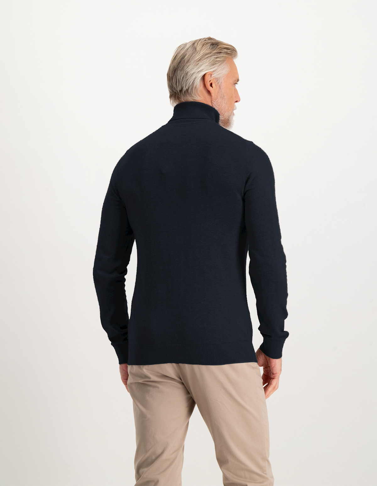 DARK NAVY