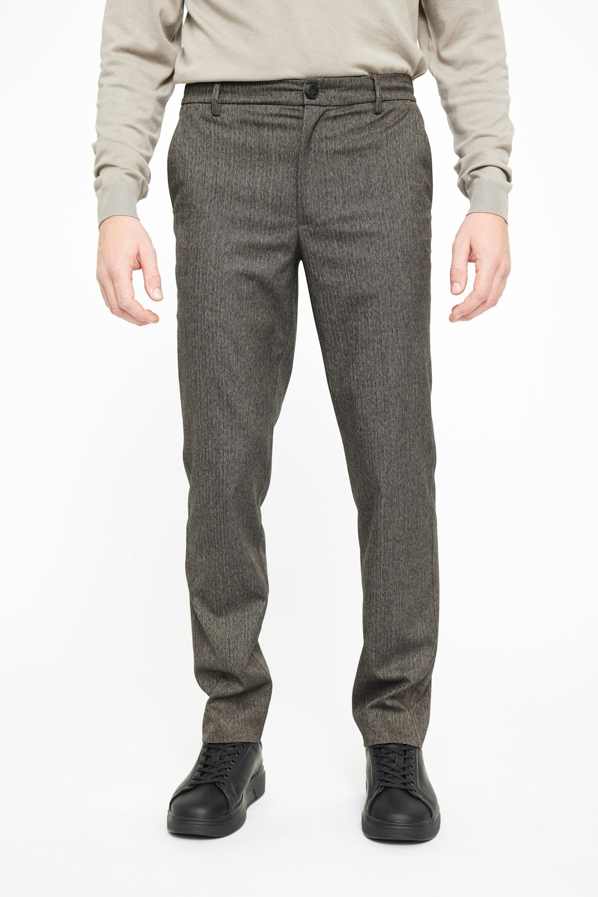 30884 MODEST BROWN HERRINGBONE ''34''